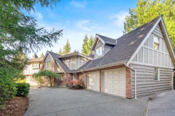 5219 Headland Drive